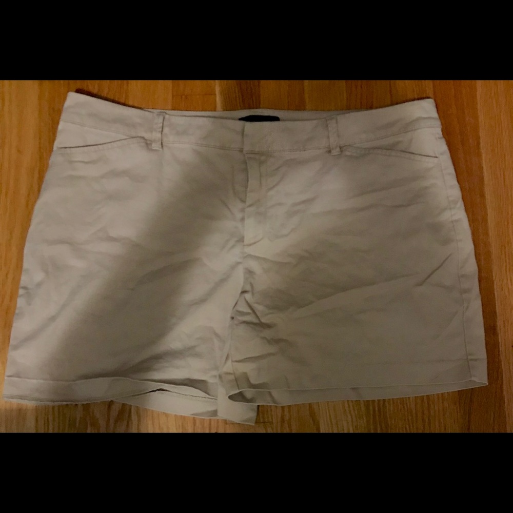 khaki shorts
